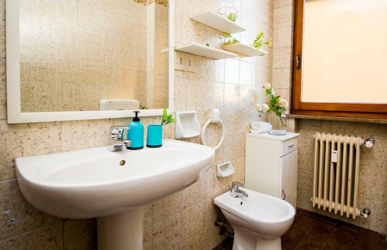 Innpisarentals - Pisa Riverside Apartment Luaran gambar