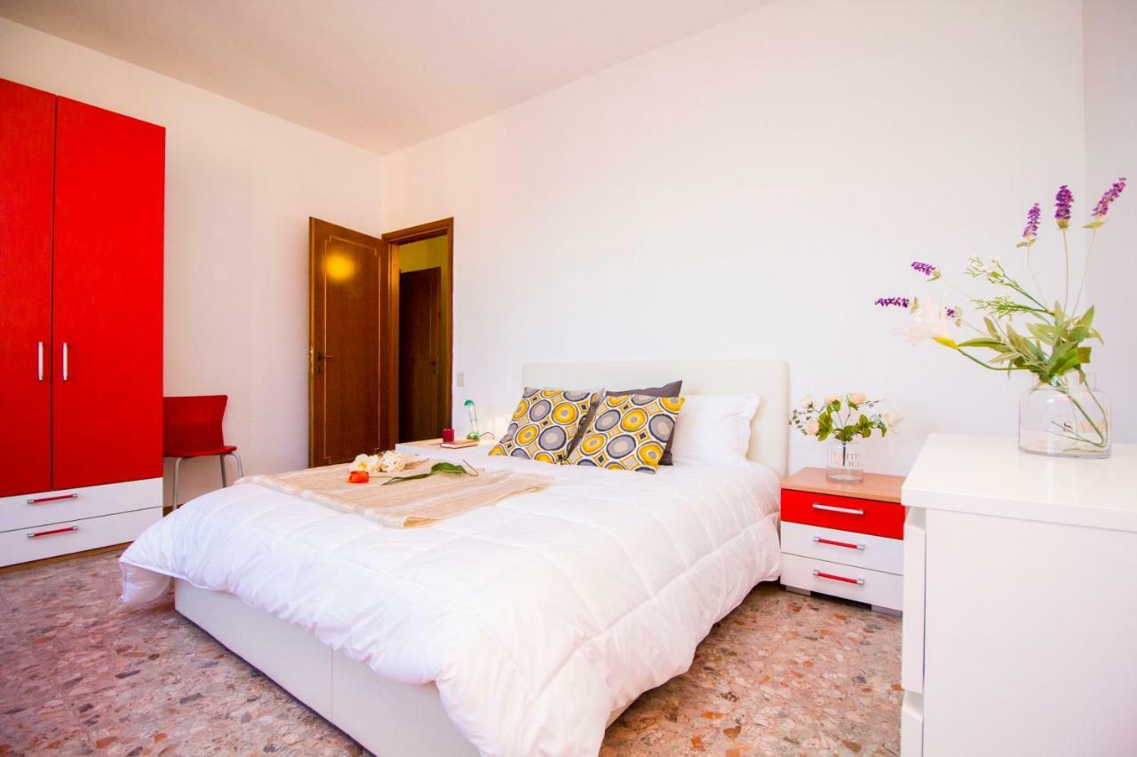 Innpisarentals - Pisa Riverside Apartment Luaran gambar